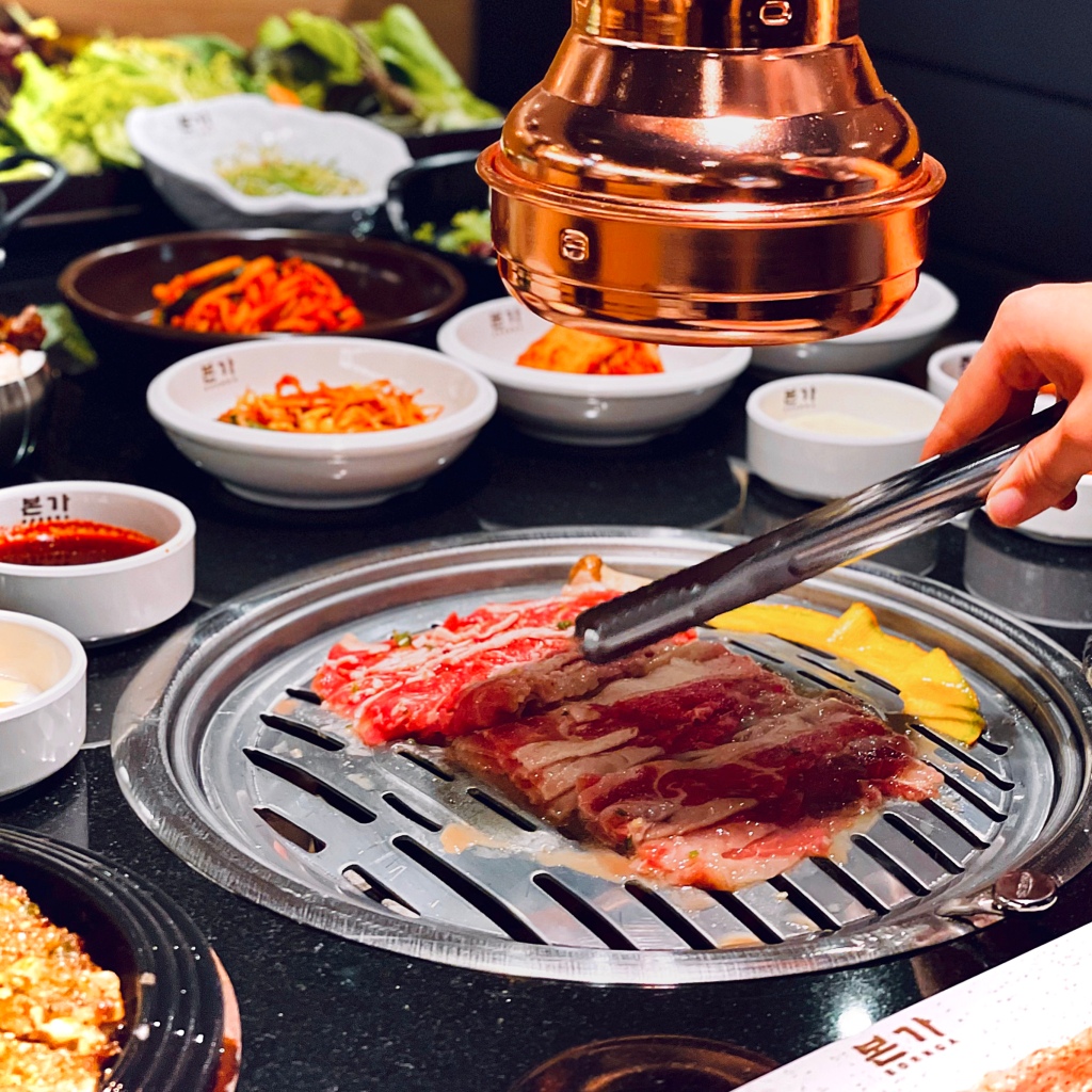 台北東區新開幕 韓國廚神白種元「BORNGA 本家燒肉」2022年末最難訂位的話題餐廳 韓式燒肉餐廳推薦
